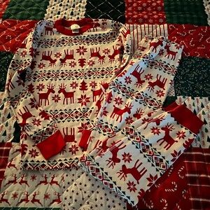 Hanna Andersson Red and White Reindeer Pajama Set